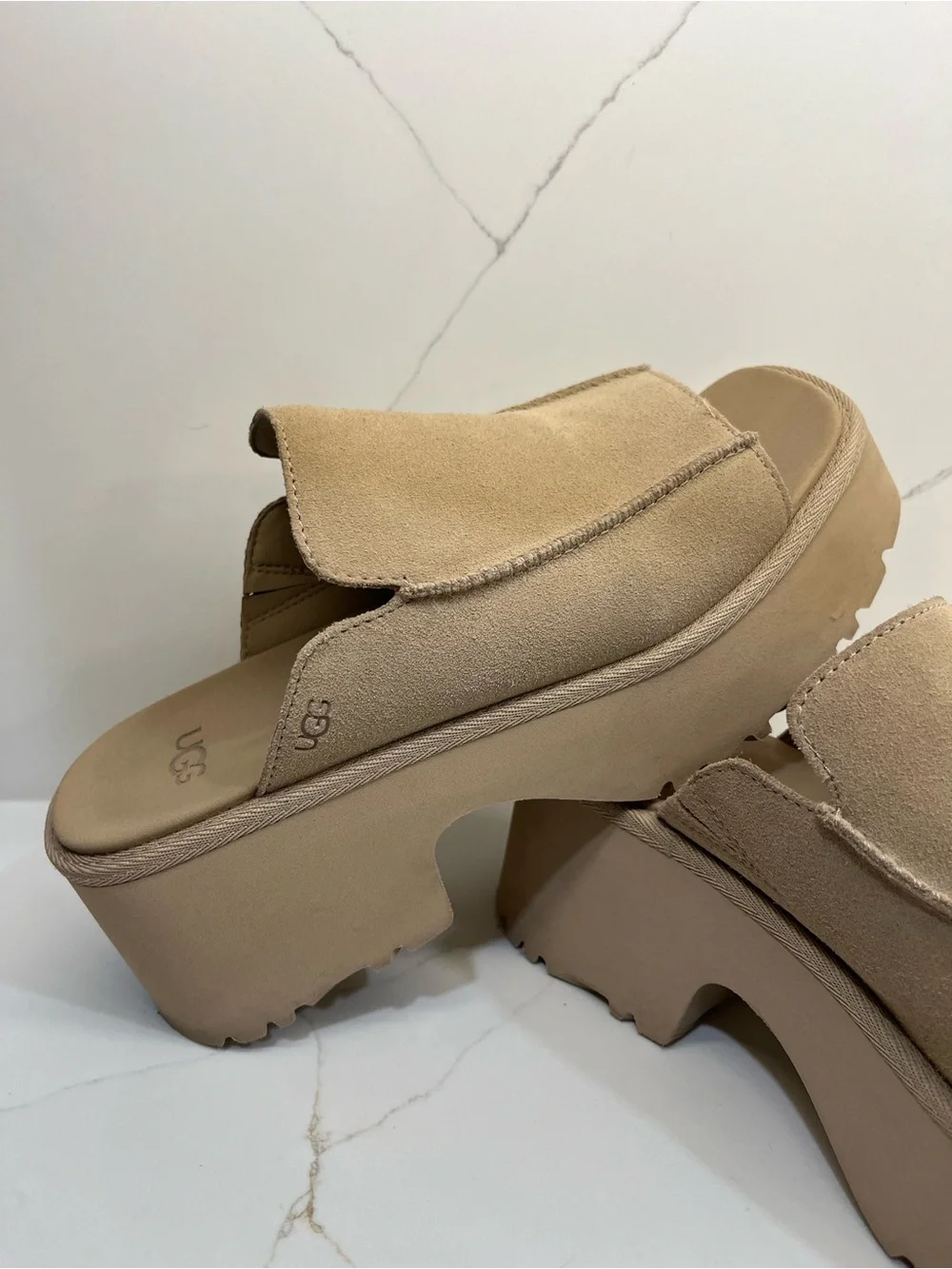 UGG Suede Platform Slide Sandals Camel Tan Square Toe Wedge Slides Sz 9